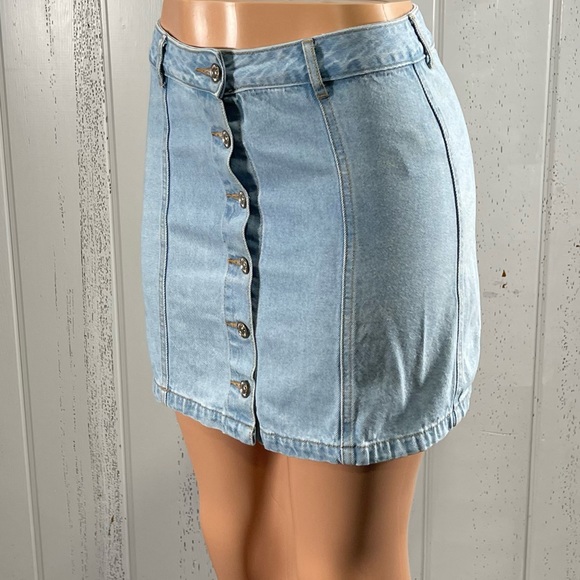 *Forever 21 Women's Denim Button Down Mini Skirt Sz M - Picture 3 of 11